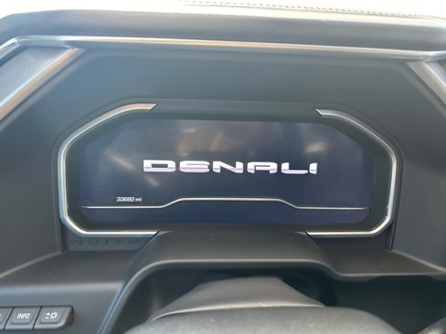 Used 2024 GMC Sierra 2500 Denali w/ Denali Reserve Package image 17