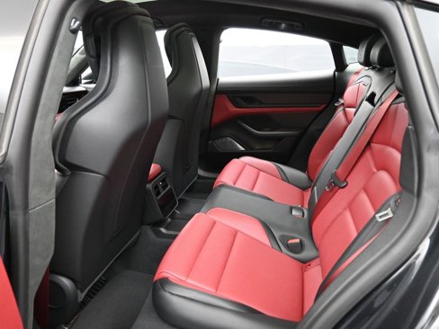 New 2025 Porsche Taycan GTS image 27