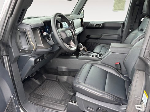 New 2025 Ford Bronco Badlands image 9