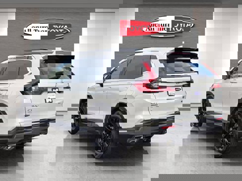 Used 2023 Honda CR-V Sport Touring image 8