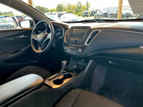 Used 2017 Chevrolet Malibu LS image 50