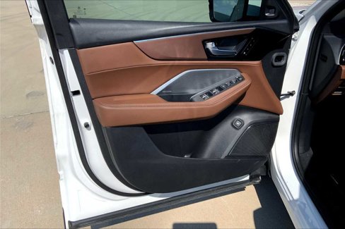 Used 2025 Acura MDX FWD w/ Technology Package image 21