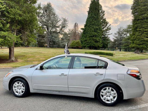 Used 2010 Nissan Altima 2.5 image 9