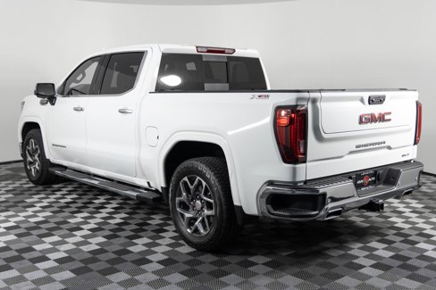Used 2024 GMC Sierra 1500 SLT w/ SLT Premium Plus Package image 4