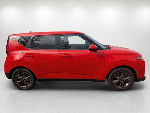 Used 2021 Kia Soul EX image 4
