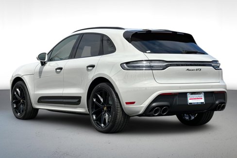New 2025 Porsche Macan GTS image 3