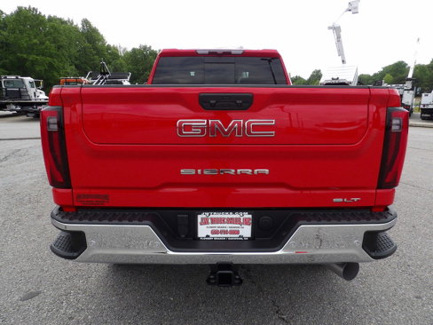 Used 2024 GMC Sierra 2500 SLT w/ SLT Premium Package image 6