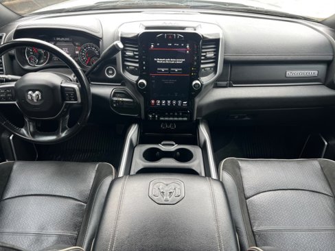 Used 2020 RAM 2500 Laramie w/ Night Edition image 27