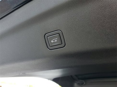 Certified 2024 GMC Yukon AT4 image 7