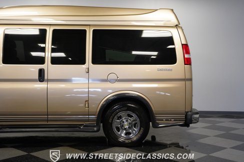 Used 2006 Chevrolet Express 1500 w/ Preferred Equipment Group image 24