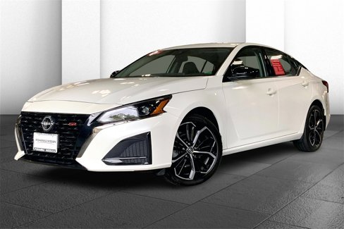 Certified 2024 Nissan Altima 2.5 SR w/ SR Premium Package image 12