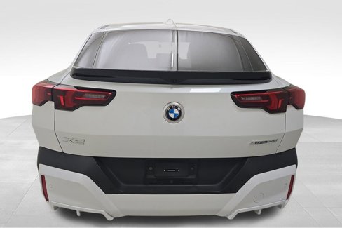 Used 2024 BMW X2 xDrive28i w/ Convenience Package image 8