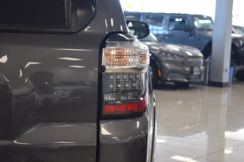 Used 2019 Toyota 4Runner 4WD image 38