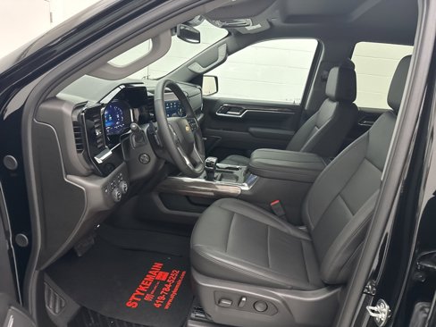 Used 2025 Chevrolet Silverado 1500 LTZ w/ Z71 Off-Road Package image 18