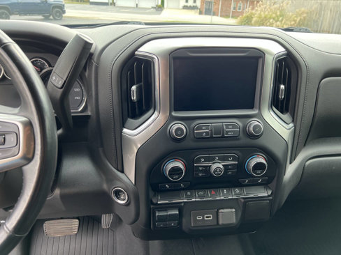 Used 2021 Chevrolet Silverado 1500 RST image 21