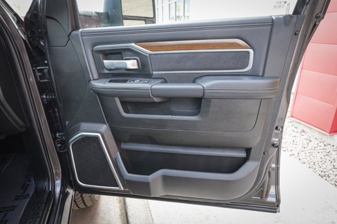 Used 2024 RAM 2500 Laramie image 22