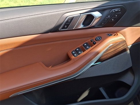 New 2026 BMW X7 M60i w/ Executive Package image 11