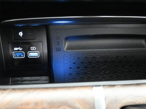 Used 2024 Genesis GV80 3.5T w/ Advanced Package image 18