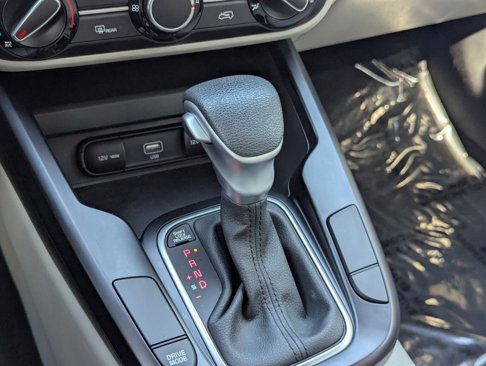 Certified 2022 Kia Soul LX image 27