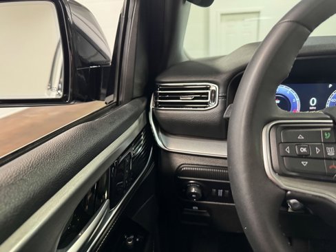 Used 2024 Jeep Wagoneer Series II w/ Convenience Group I image 76