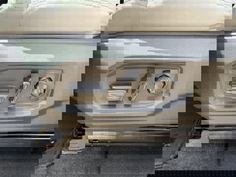 New 2025 Toyota Tundra Limited image 28