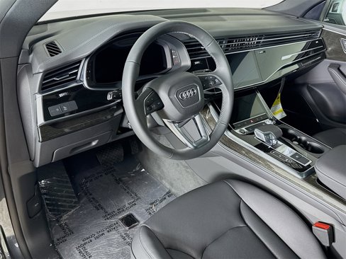 New 2025 Audi Q8 Premium Plus image 9