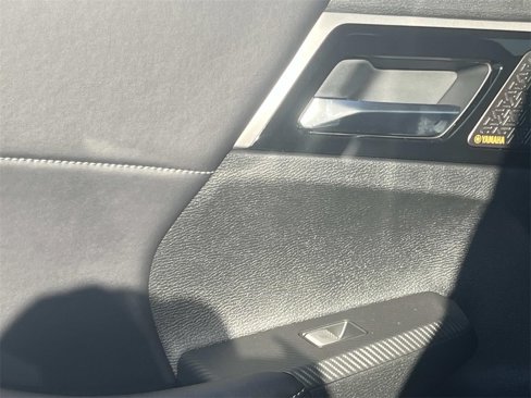 New 2025 Mitsubishi Outlander SE image 14
