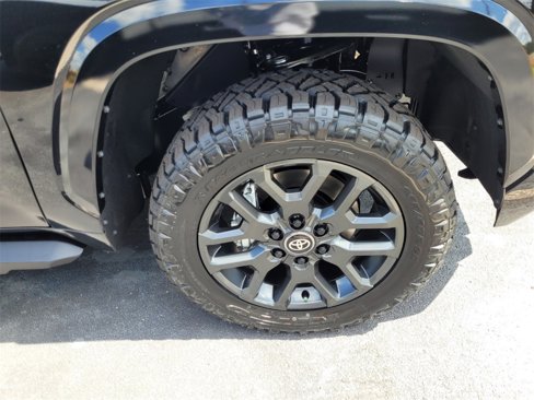 New 2025 Toyota Tundra Platinum image 13