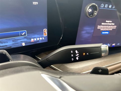 New 2026 Chevrolet Suburban High Country image 17