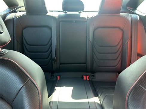 Used 2021 Volkswagen Jetta GLI Autobahn image 16