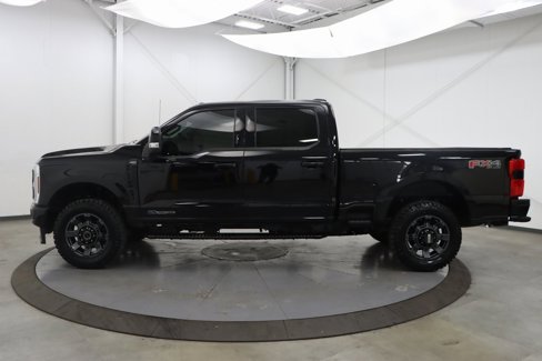 Used 2024 Ford F350 Lariat w/ Lariat Ultimate Package image 8