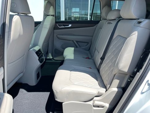 New 2025 Volkswagen Atlas SEL Premium R-Line image 29
