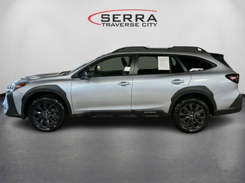 Certified 2025 Subaru Outback Onyx Edition image 9