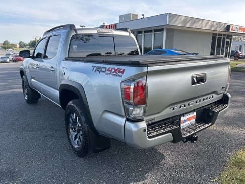 Used 2023 Toyota Tacoma TRD Off-Road w/ Technology Package image 5
