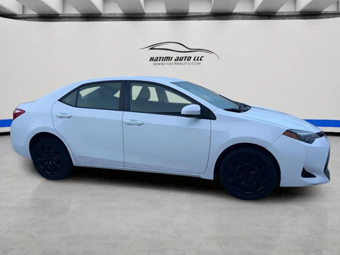 Used 2018 Toyota Corolla LE image 5