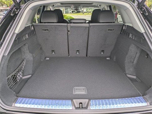 New 2025 Audi Q5 Premium Plus image 16