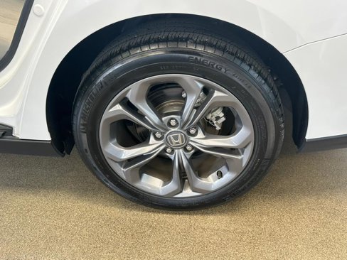 Used 2023 Honda Accord EX image 25