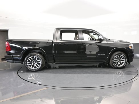 Used 2025 RAM 1500 Limited image 7