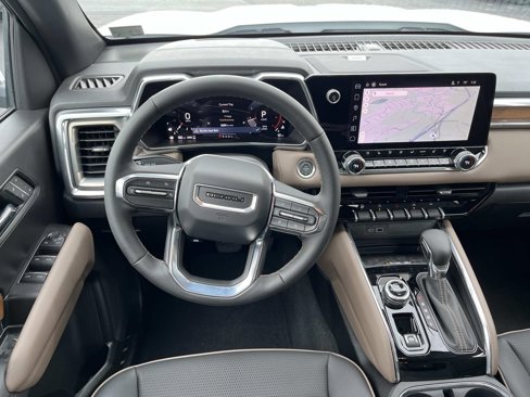 New 2026 GMC Canyon Denali image 14