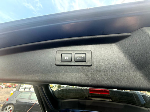 Used 2020 Subaru Outback Premium image 14