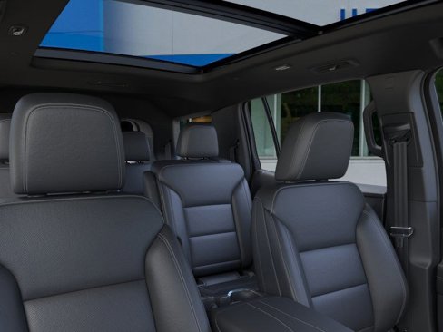 New 2026 Chevrolet Traverse LT w/ Sun and Wheel Package image 24