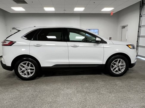 Used 2024 Ford Edge SEL image 13