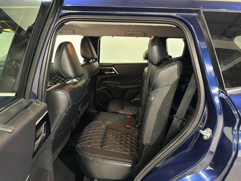 Used 2023 Mitsubishi Outlander SEL image 21