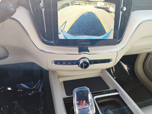 New 2026 Volvo XC60 B5 Ultra w/ Protection Package Premier image 25