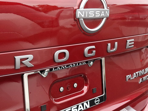 New 2026 Nissan Rogue Platinum image 5