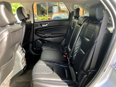 Used 2024 Ford Edge Titanium image 13