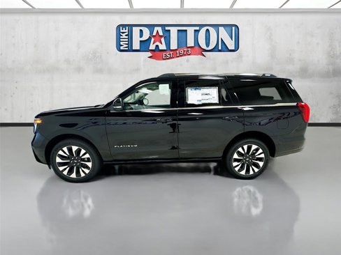 New 2025 Ford Expedition Platinum image 4