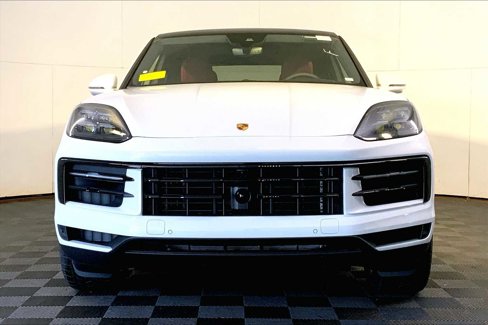 New 2025 Porsche Cayenne S image 10