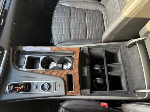 Used 2023 Cadillac Escalade Sport Platinum image 17