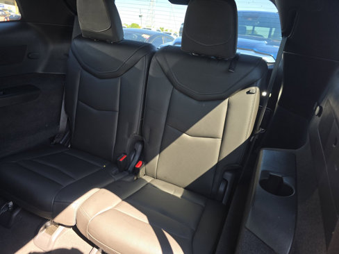 Used 2024 Cadillac XT6 Luxury w/ LPO, Floor Liner Package image 14